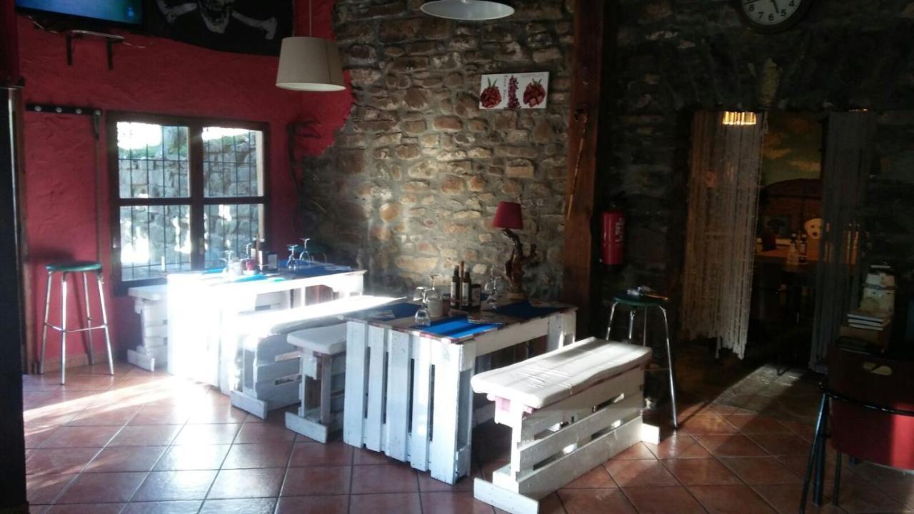 Hostel Backpacker Solopuent Castiello de Jaca Exterior photo