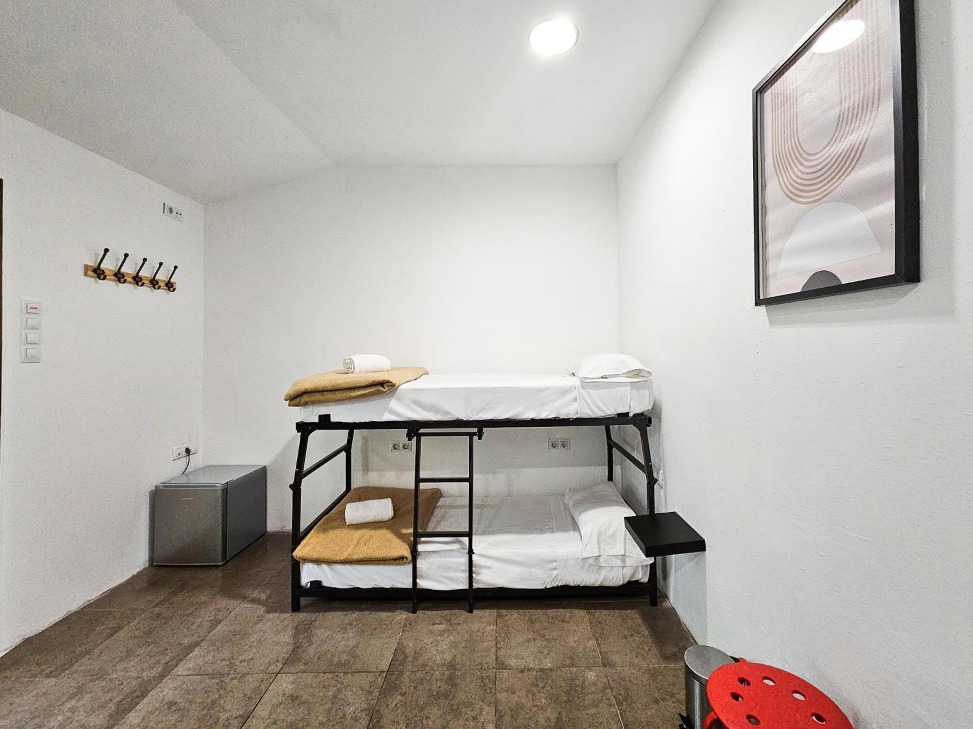 Hostel Backpacker Solopuent Castiello de Jaca Exterior photo