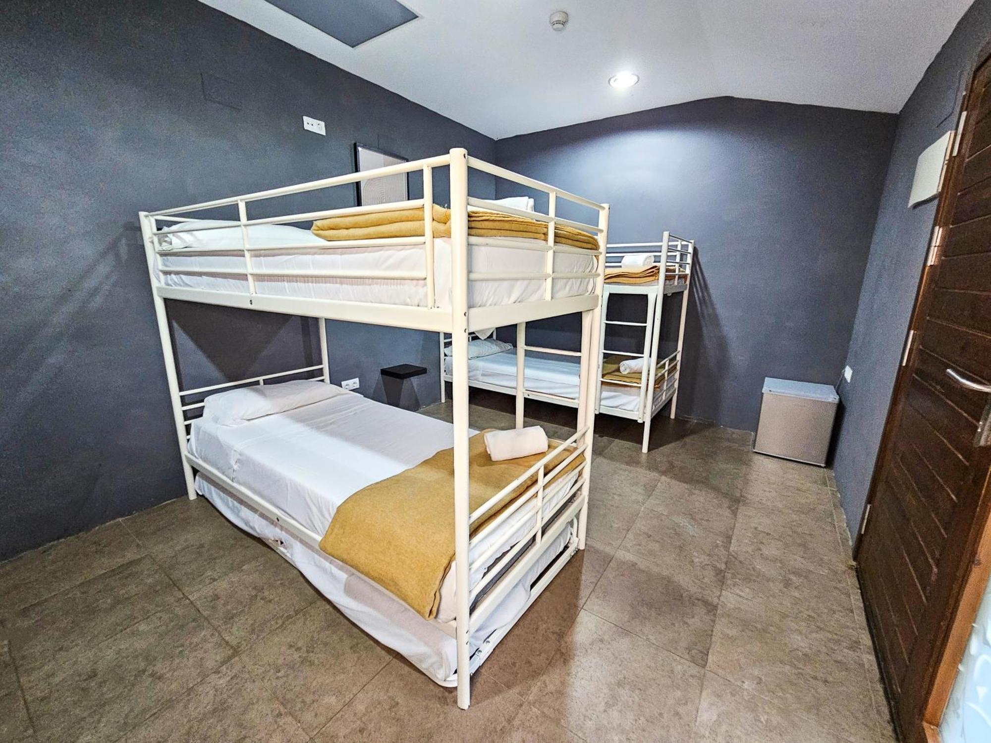 Hostel Backpacker Solopuent Castiello de Jaca Exterior photo