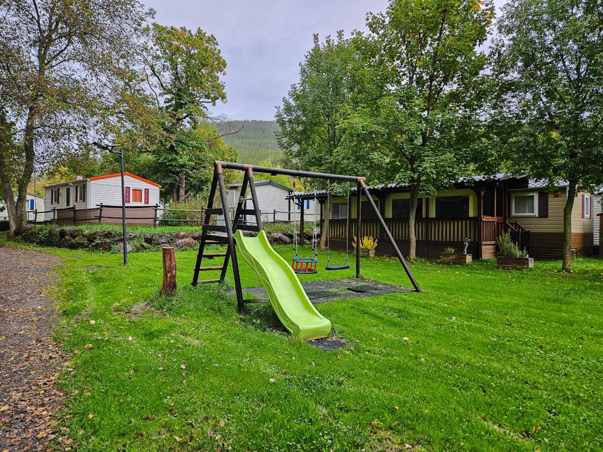 Hostel Backpacker Solopuent Castiello de Jaca Exterior photo